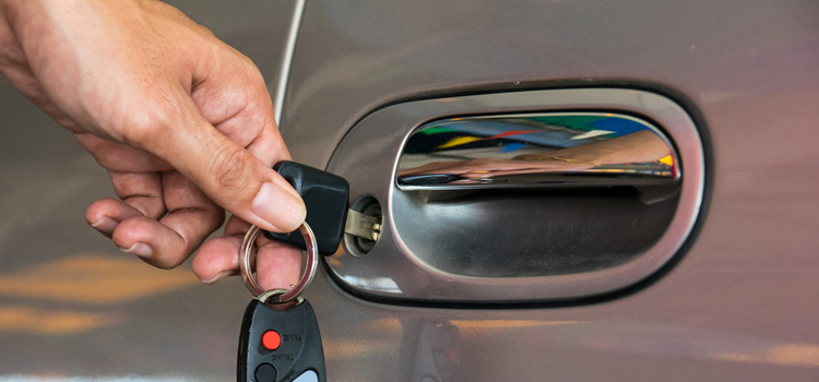 Car door lock repair in Calabasas